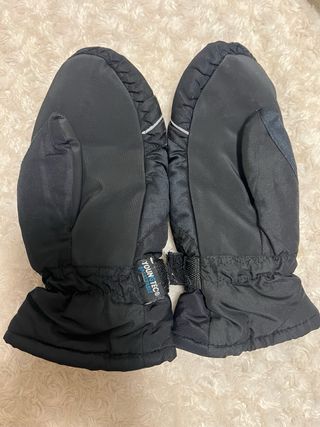 Manoplas de nieve negras
