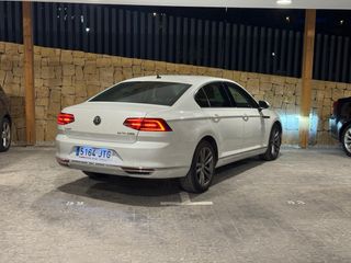 Volkswagen Passat R line DSG 2016