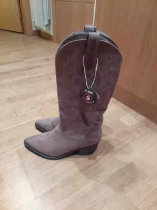 Botas cowboy grises nuevas