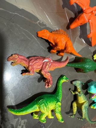 Lote 9 figuras dinosaurios