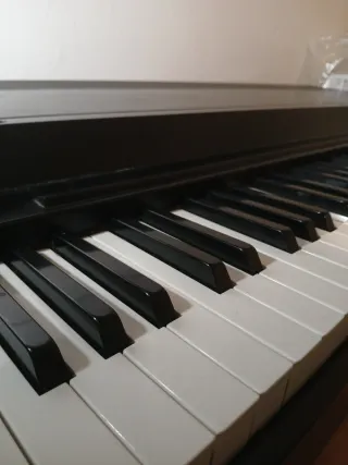 Piano Yamaha Clavinova CLP-200