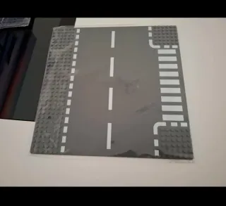 Base LEGO carretera con paso de peatones --MARÍA--