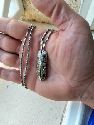 Colgante Pluma con Cadena