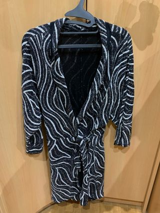 Vestido fiesta Zara Talla M, impecable. Elástico.