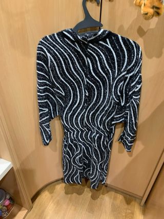 Vestido fiesta Zara Talla M, impecable. Elástico.