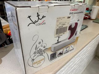 Máquina de coser Jata Génesis 695