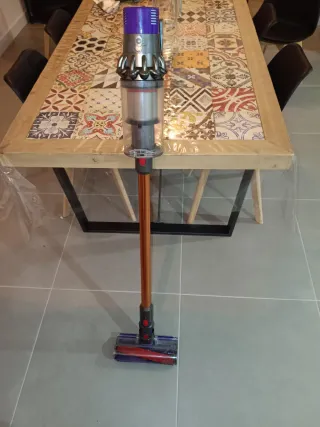 Aspirador Dyson V10