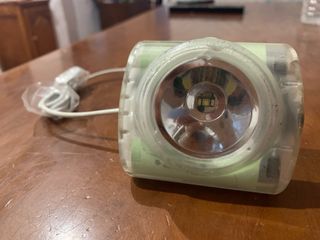 Linterna minera LED recargable marca wisdom