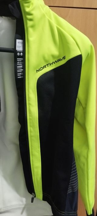 Chaqueta Ciclismo Northwave Neón y Negro