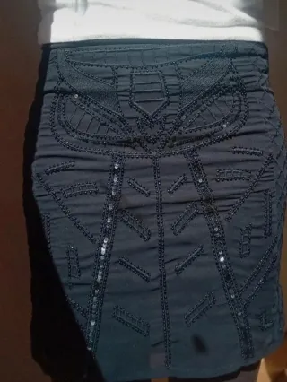 Falda mini Lefties lentejuelas negra