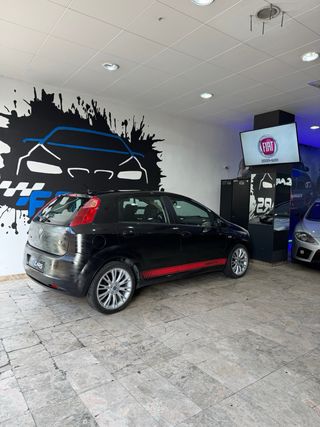 FIAT PUNTO 🟡 1.3 JTD 80cv LLANTA 17" BUEN ESTADO