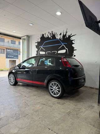 FIAT PUNTO 🟡 1.3 JTD 80cv LLANTA 17" BUEN ESTADO