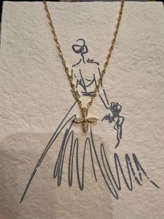 Collar Cruz Flor Brillante