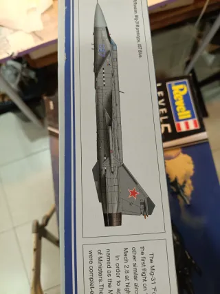 Maqueta MiG-31M Foxhound Hobby Boss 1:48