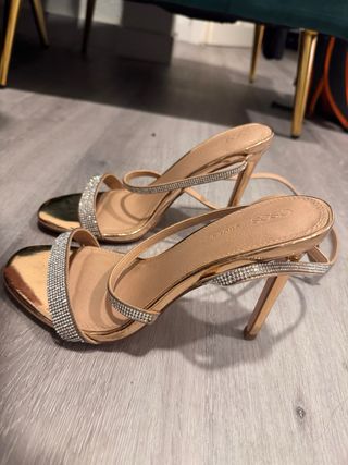 ASOS Sandalias Doradas Talla 39.5 con Pedrería