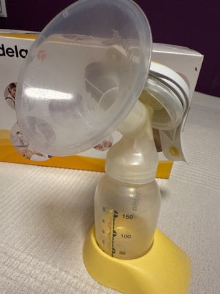 Sacaleches Medela + 3 Biberones