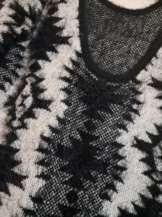 Vestido suave de lana estampado