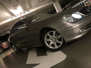 Mercedes-Benz  CLK 2002