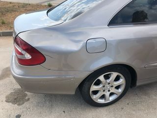 Mercedes-Benz  CLK 2002