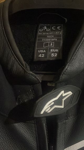 Mono Alpinestars talla 52