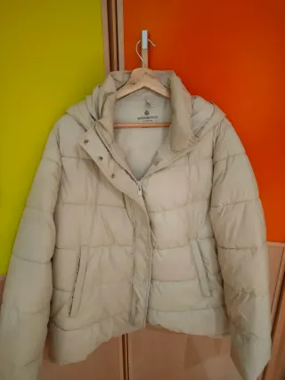 Abrigo acolchado Springfield beige Talla 46