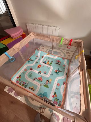 Parque infantil beige