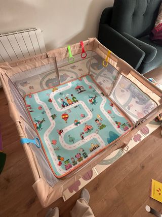 Parque infantil beige