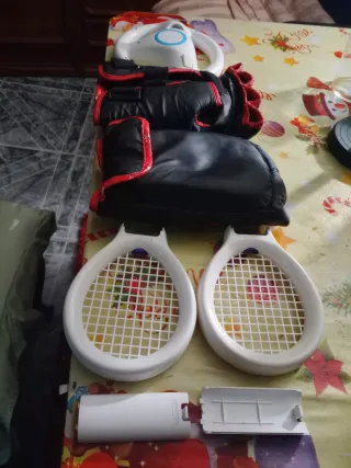 Accessori Wii: Volanti, Racchette, Batterie