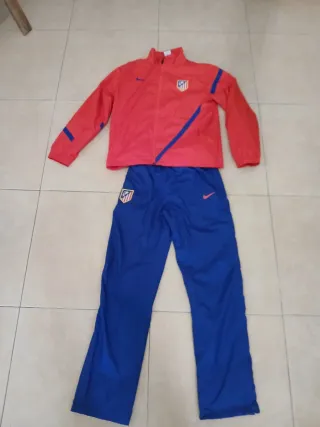 Chándal Nike niño talla L 152/157. 12/13 años