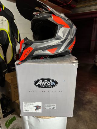 Casco Airoh ORANGE MATT