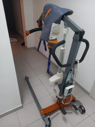 Grúa personas dependientes