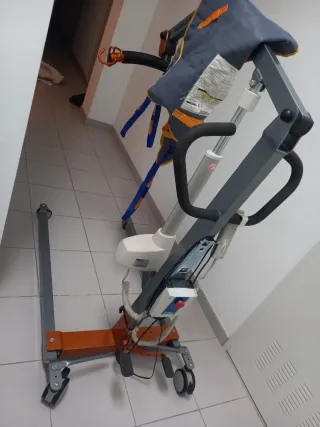 Grúa personas dependientes