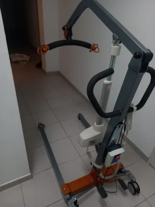 Grúa personas dependientes