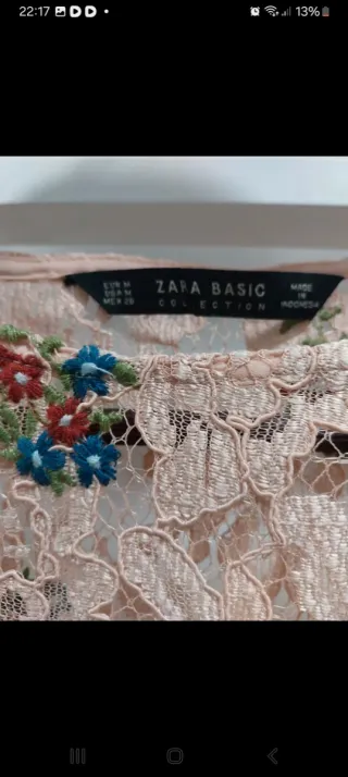 Blusa Zara Encaje Flores Talla M