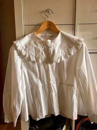 Blusa Zara Blanca Cuello Volante Talla 34