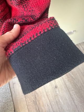 Cazadora Vans cuadros roja y negra