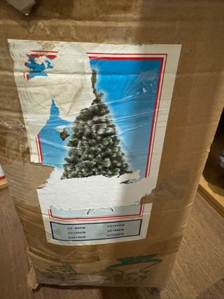 Árbol de Navidad verde y blanco