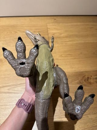 Juguete Mattel T-Rex Ataque Bestial Jurassic World