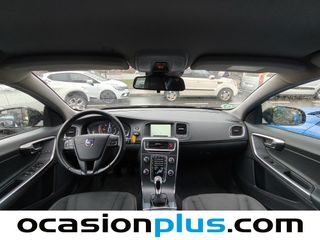 Volvo V60 Cross Country D3 Momentum 110 kW (150 CV)
