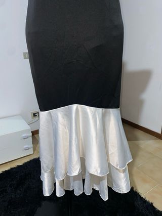 Abito lungo bianco e nero