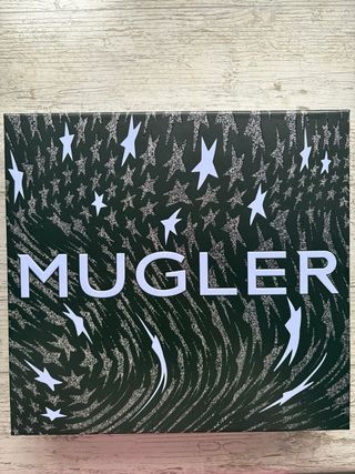 Perfume Mugler Negro y Plateado