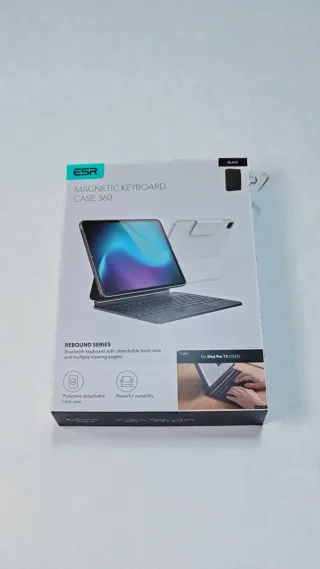 Funda Teclado Magnética ESR iPad Pro 13 2024