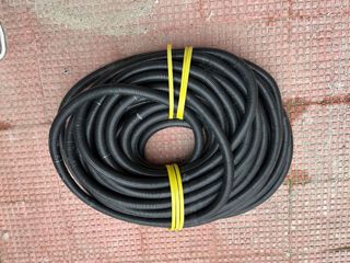 Tubo corrugado negro