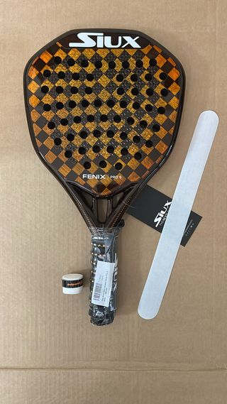 Pala de Pádel Siux Fenix Pro 5 2025 over y protect