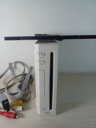 Nintendo Wii Bianca con cavi e sensore