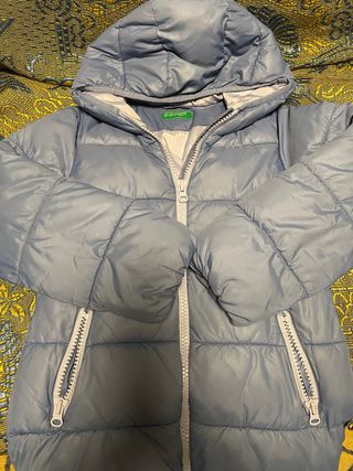 Abrigo acolchado azul niña 6-7 años
