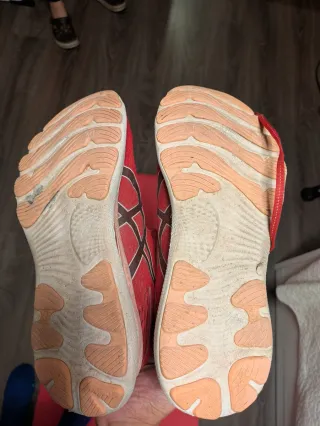 Zapatillas Asics Nimbus 24 Talla 44 Rojas