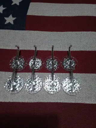 8 Ganchos Transparentes.