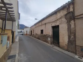 Se vende Solar/Almacén 520m², fachada 18m,urbano.