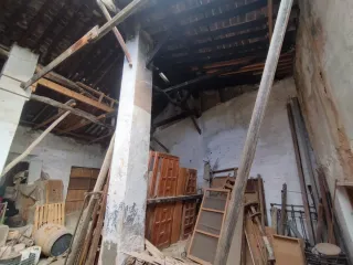 Se vende Solar/Almacén 520m², fachada 18m,urbano.